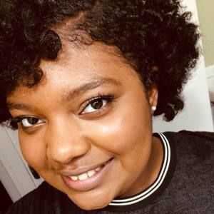 Meet your Posher, Cortney